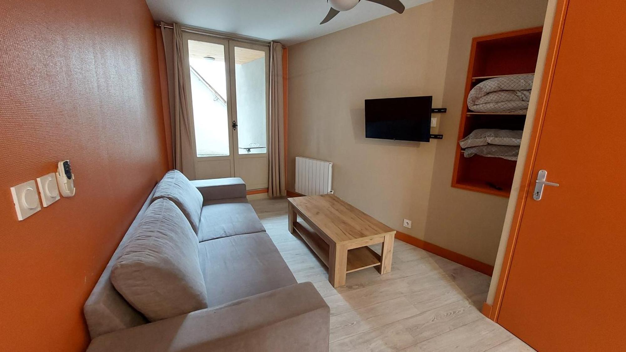 Le Madison 1 Appartement Châteauroux Buitenkant foto